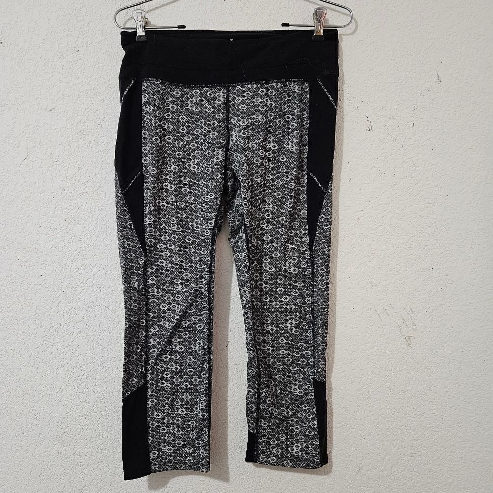 Athleta Honeycomb Connect Crop Leggings Size Medium